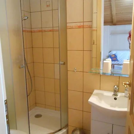 Konukevi Aranyeso Vendeghaz Csorbai