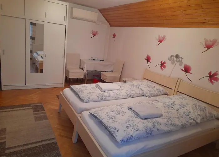 Gasthof Aranyeso Vendeghaz Csorbai 3*