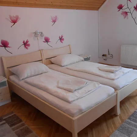 Guest house Aranyeso Vendeghaz Csorbai Budapest