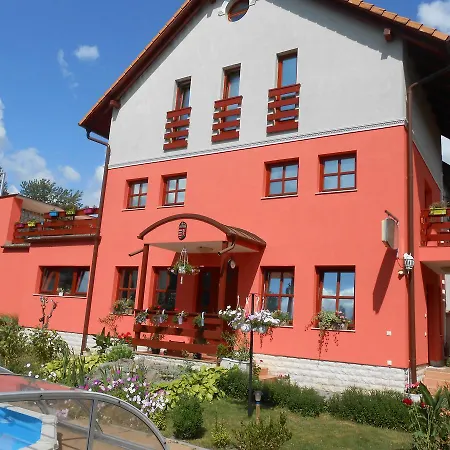Aranyeso Vendeghaz Csorbai Guest house