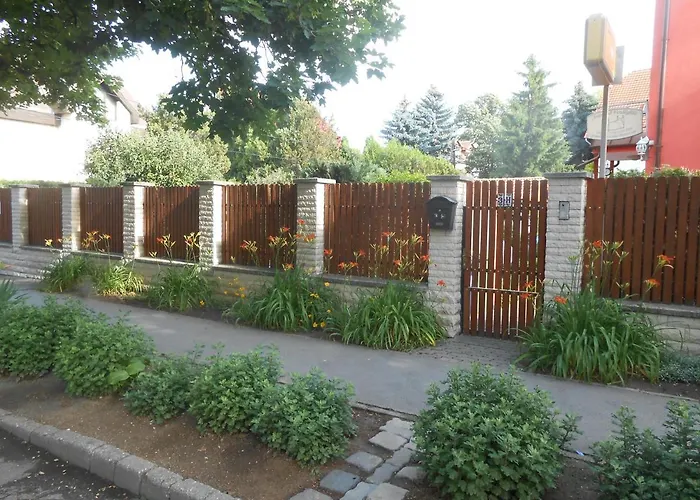 Pensjonat Aranyeso Vendeghaz Csorbai